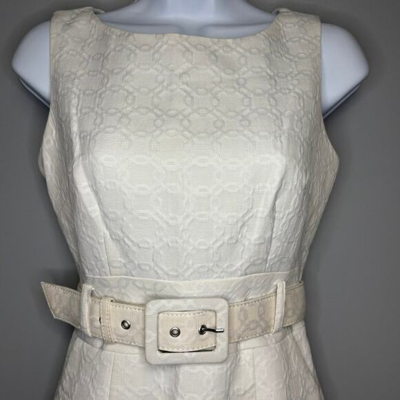 Banana Republic Retro LWD Belted Lined Embossed White Bridal Sheath Dress Sz 0 - Picture 2 of 5